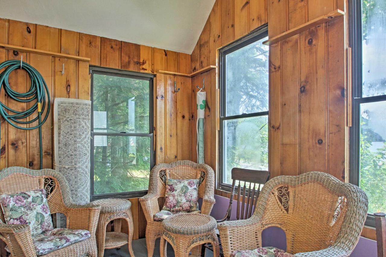 Lakefront Rumney Retreat With Shared Dock And Beach! Ngoại thất bức ảnh